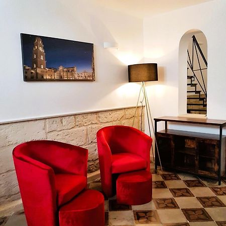 Casa Dante Deliziosa Casa A Due Passi Dal Centro Villa Lecce Eksteriør billede