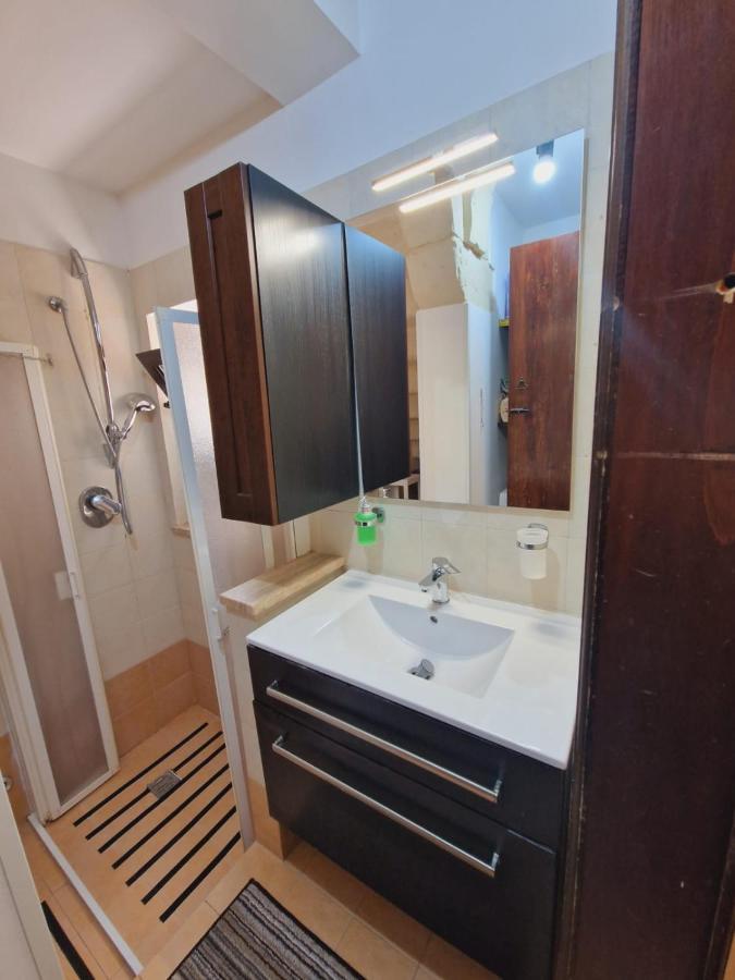 Casa Dante Deliziosa Casa A Due Passi Dal Centro Villa Lecce Eksteriør billede