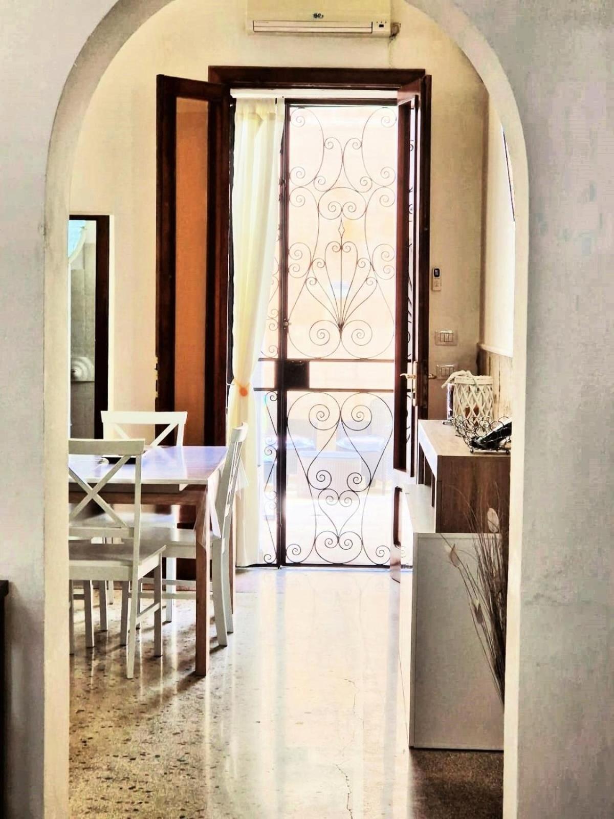 Casa Dante Deliziosa Casa A Due Passi Dal Centro Villa Lecce Eksteriør billede